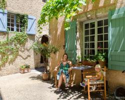 Savoir-vivre in Moustiers-Sainte-Marie