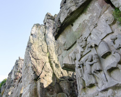 Kreuzabnahmerelief