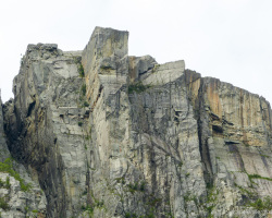 Preikestolen von unten