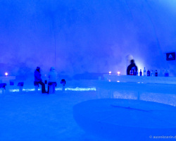 Schneehotel-Eisbar