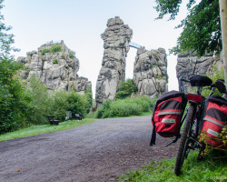 Euroradweg R1 bei den Externsteinen