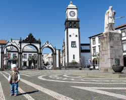 Azoren-SaoMiguel-Ponta-Delgada-Platz