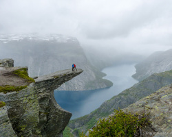Nicole und Jan auf der Trolltunga