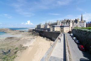 Blick vom Tour Bidouane auf die Ville Close von Saint-Malo