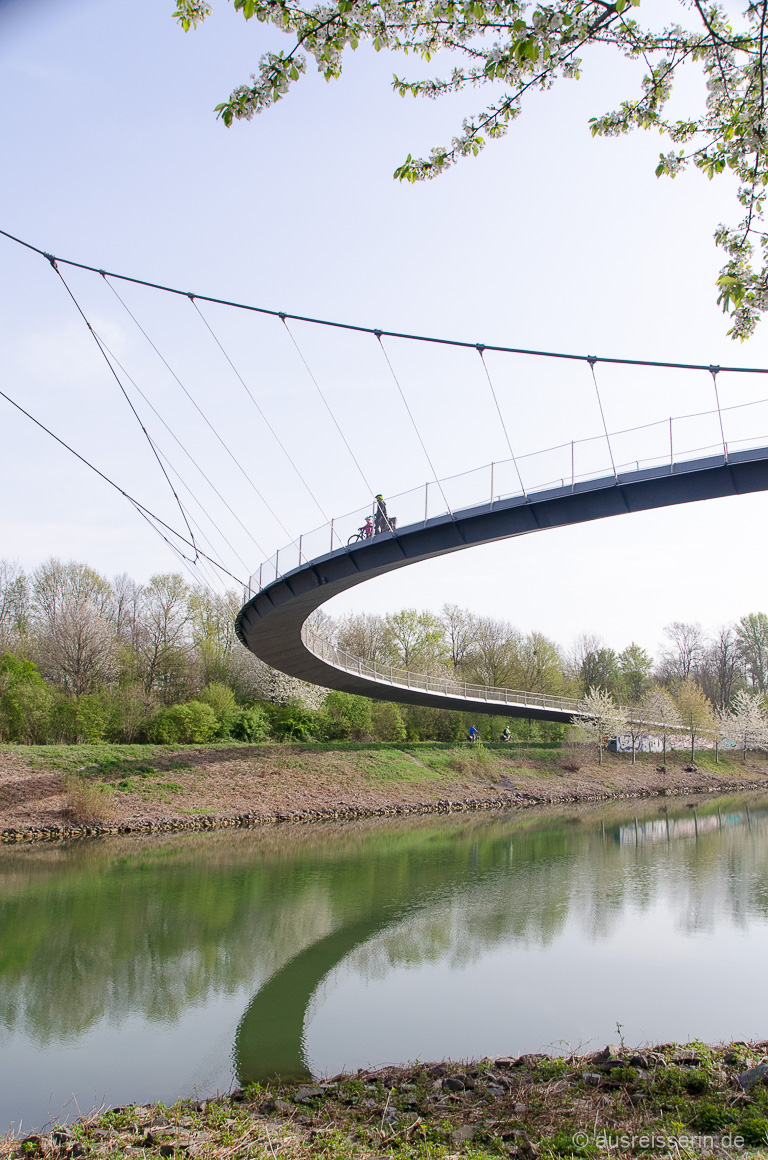 Imposante Bogenbrücke: Grimberger Sichel