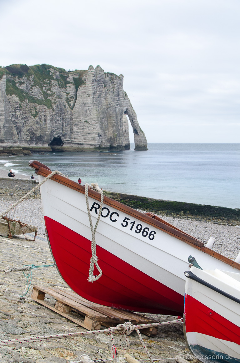 Boote in Etretat