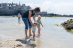 Natürlich konnten wir nicht nur den Strand von oben bewundern, eine Wasserpause wurde von unseren Mädels lautstark gefordert. Plage de l'Éventail, Saint-Malo