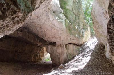 Hier hat der Régalon einen netten Tunnel geschaffen. Hier hat der Régalon einen netten Tunnel geschaffen.