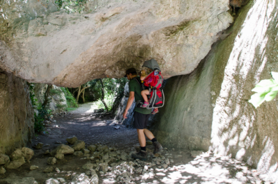 Achtung, Kopf einziehen! Achtung, Kopf einziehen!