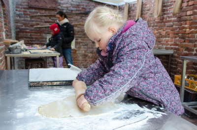 Plätzchen backen an der Werdumer Mühle