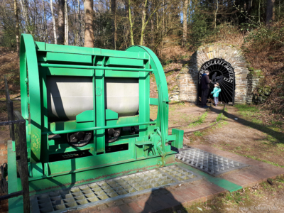 Hier wurde damals die Kohle aus dem Stollen auf die Muttentalbahn verladen. Verladestation Zeche Jupiter