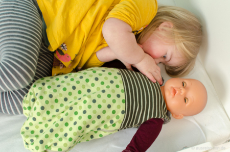 Jetzt muss das Baby heia machen. Heia machen