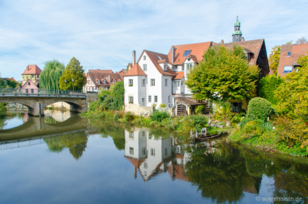 Ausblick von der gedeckten Brücke auf Lauf Ausblick von der gedeckten Brücke auf Lauf
